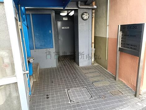 正面玄関