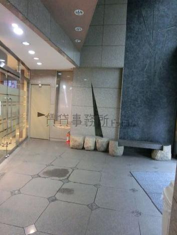 開放的なエントランスです