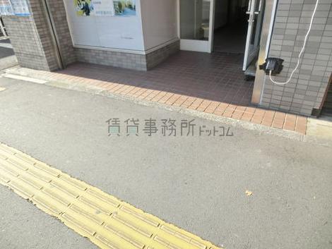 正面玄関