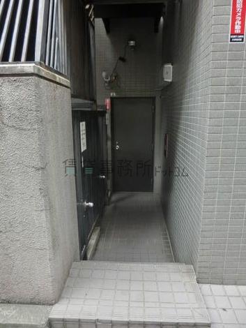 通用口です