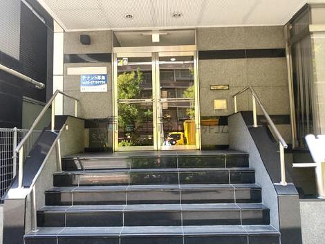 正面玄関