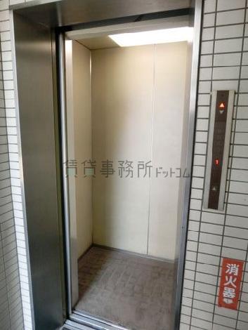 エレベーター
