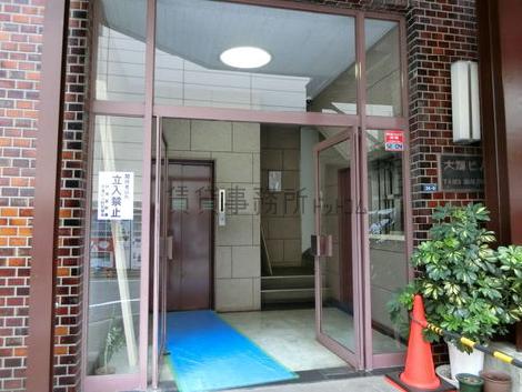 正面玄関