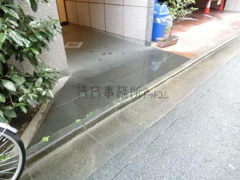 正面玄関