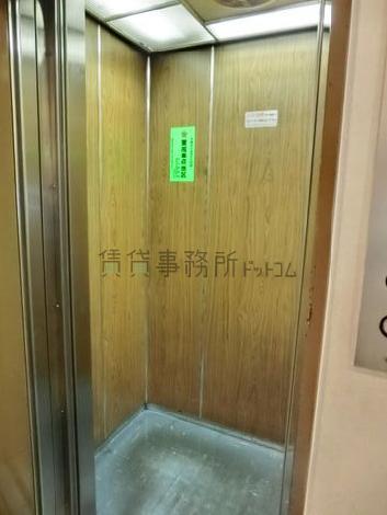 エレベーター