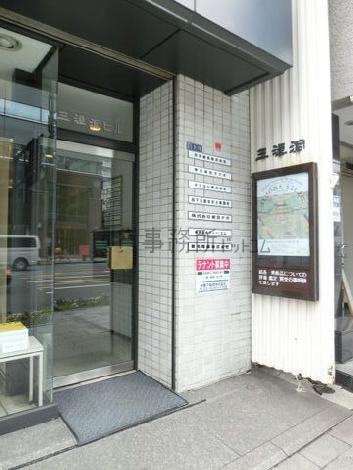 正面玄関