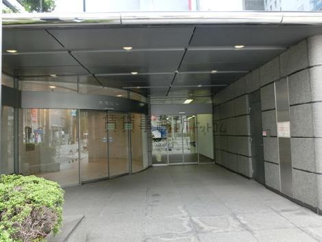 正面玄関