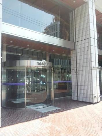 正面玄関