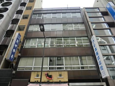 窓枠を広く設けてあります
