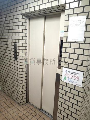 エレベーター