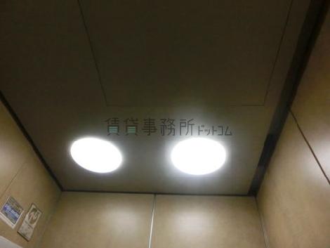 ＥＶ内照明部分