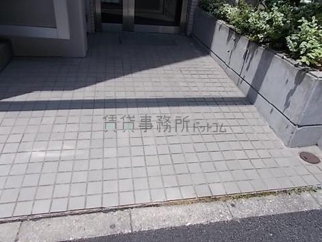 正面玄関