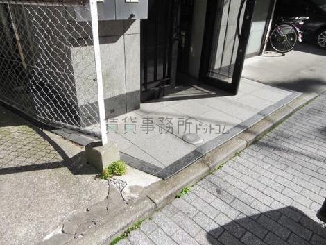 正面玄関