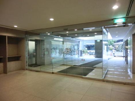 二重の自動ドア