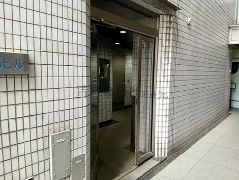 正面玄関