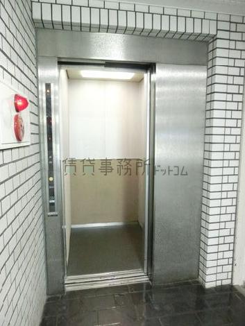 エレベーター