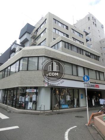プラムスビルの外観写真