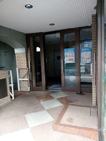 正面玄関