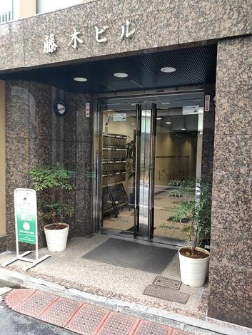 正面玄関