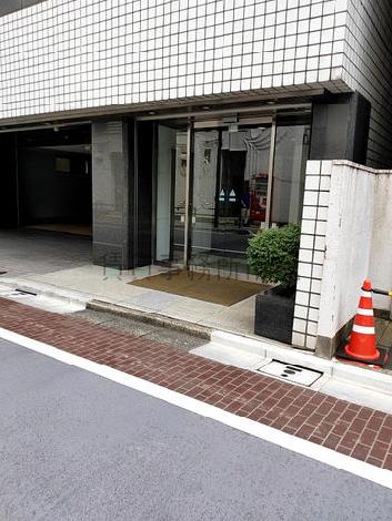 正面玄関