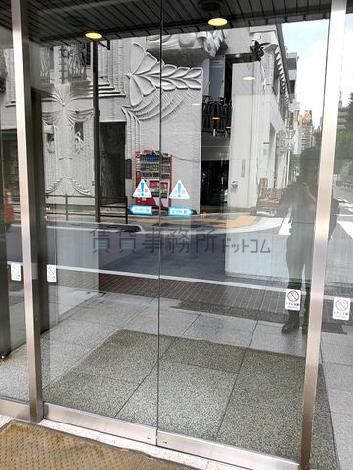 正面玄関