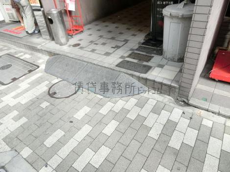正面玄関