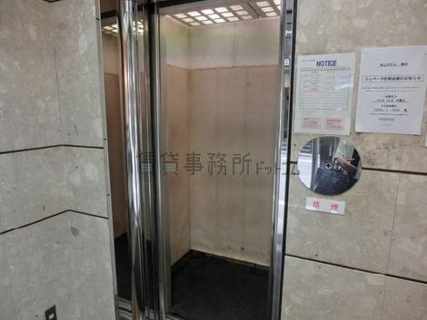 エレベーター