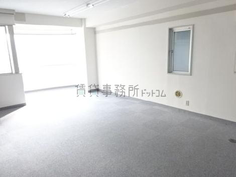 第一上州ビルの室内