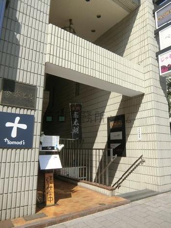 正面玄関