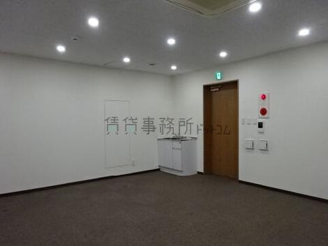 日本橋兜町シティビルの室内