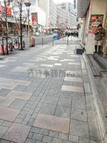 新宿駅方面