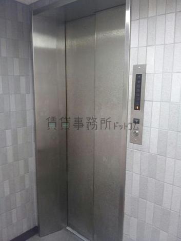 エレベーター