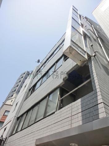 袖看板が設置されています