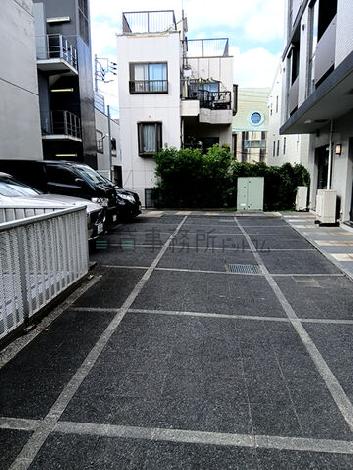 敷地内駐車場