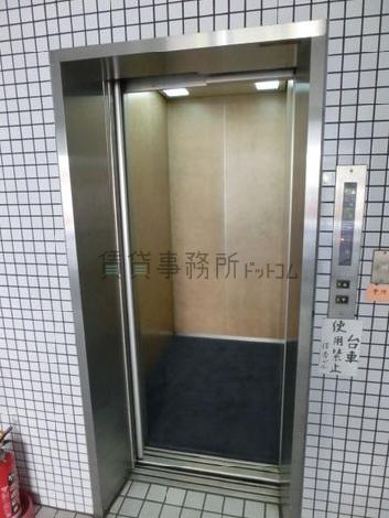 エレベーター
