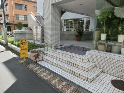 正面玄関