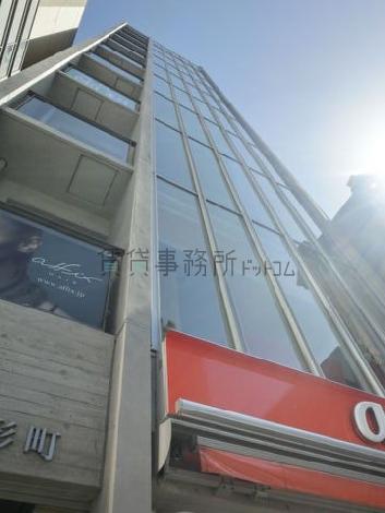 西向きの前面窓、日当たり良好です