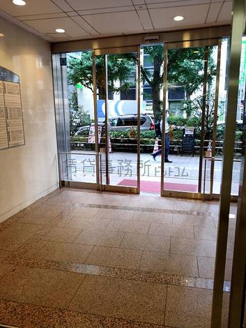 正面玄関