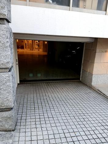 駐車場入口