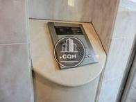 エレベーター前にインターフォンがございます