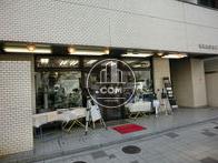 １階は店舗になっております