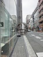 側面の通りは静かな通りです
