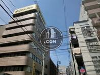 オフィスと住宅が混在するエリア
