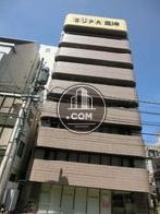 地上8階建ての物件です