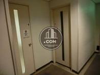 １階共用部にトイレが共用トイレがあります