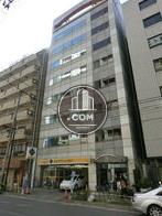 石張りの高級感溢れる外観です。