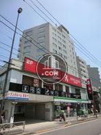 店舗区画もございます