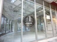 1階テナント部分を見た様子