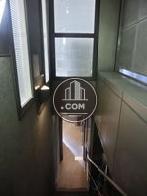 屋外階段から１階エントランスへ抜ける階段