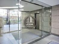 扉床面に段差はありません